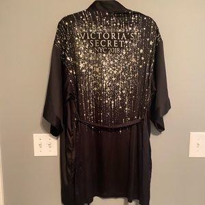 Victoria’s Secret 2018 NYC Fashion Show Robe